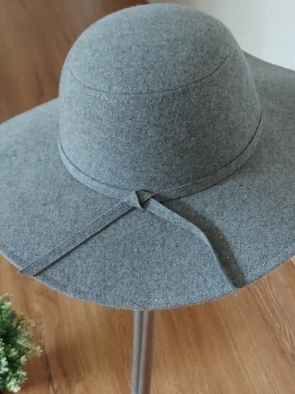NWT Hat - Picture 2 of 4